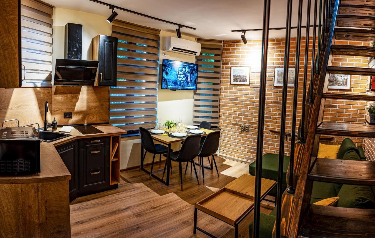 Apartpro Apartments, 大特尔诺沃 外观 照片