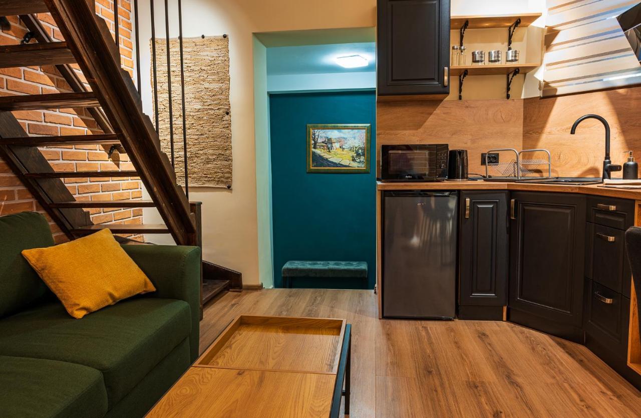 Apartpro Apartments, 大特尔诺沃 外观 照片