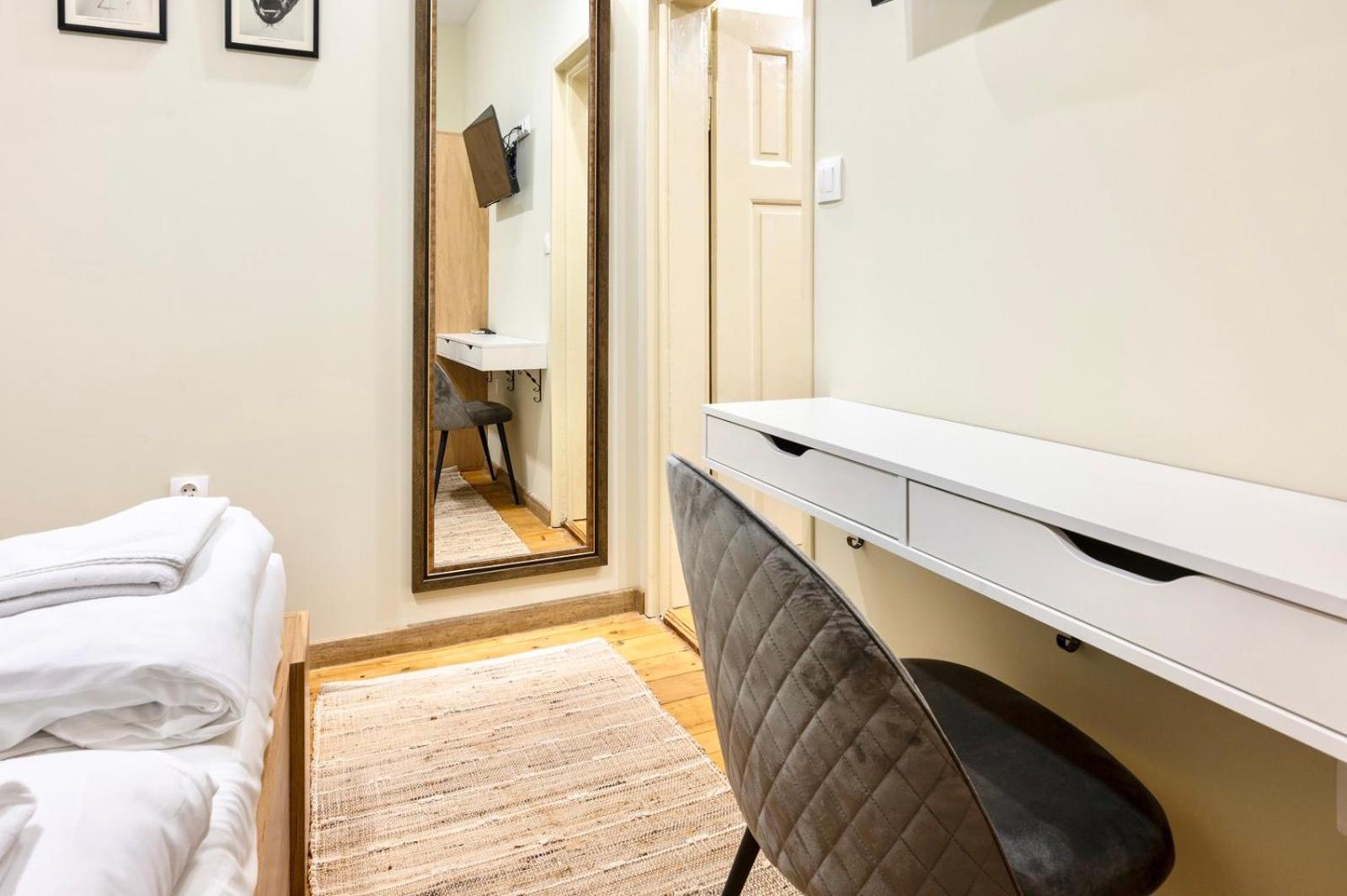 Apartpro Apartments, 大特尔诺沃 外观 照片