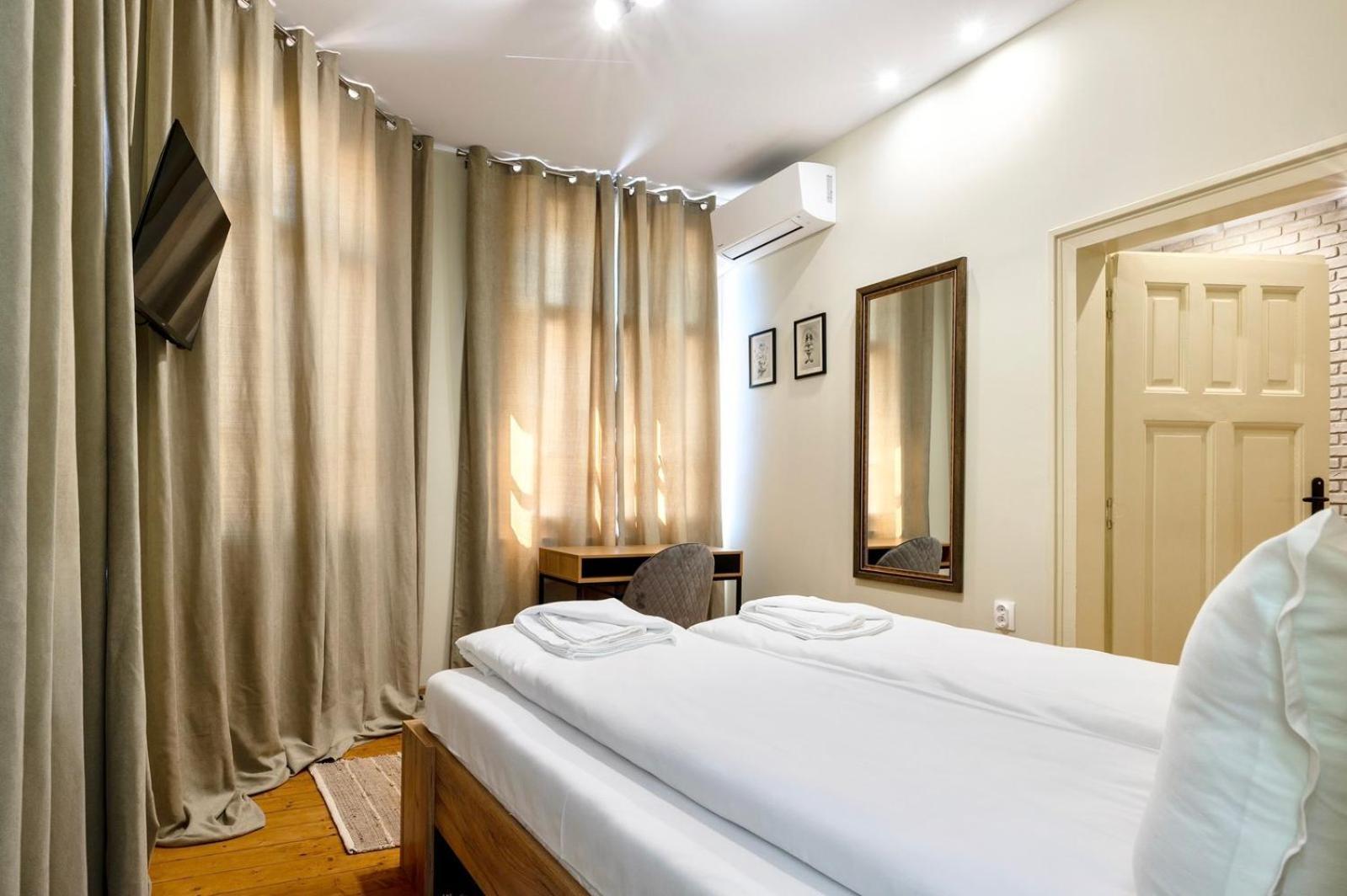Apartpro Apartments, 大特尔诺沃 外观 照片